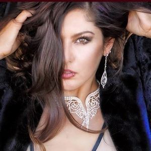 Meet your Posher, Beth